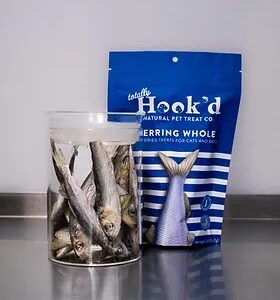 Totally Hook'd Freeze-Dried Herring for Pets - 2oz